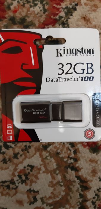 Продам флэшка новая