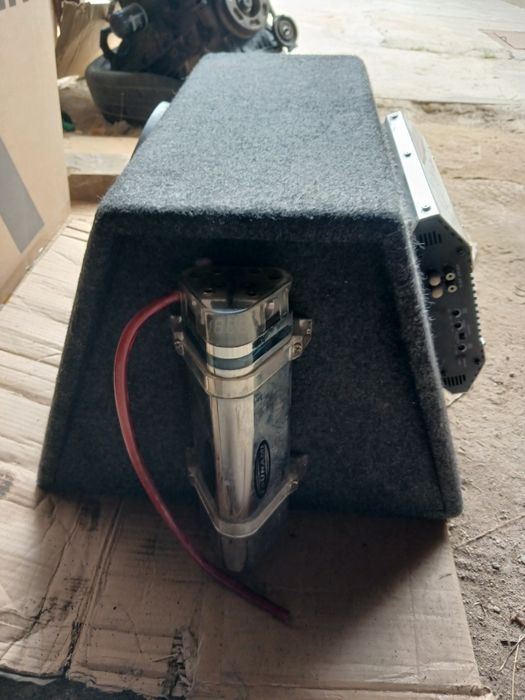 12(305mm) Subwoofer.