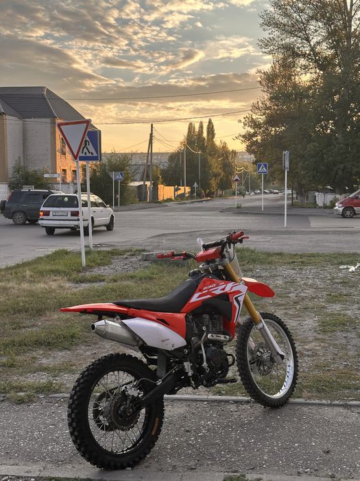 Мотоцикл Эндуро CQR 300cc 4v