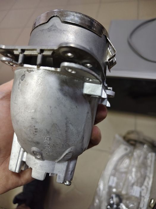 Натяжитель и прочие запчасти ремкомплекта