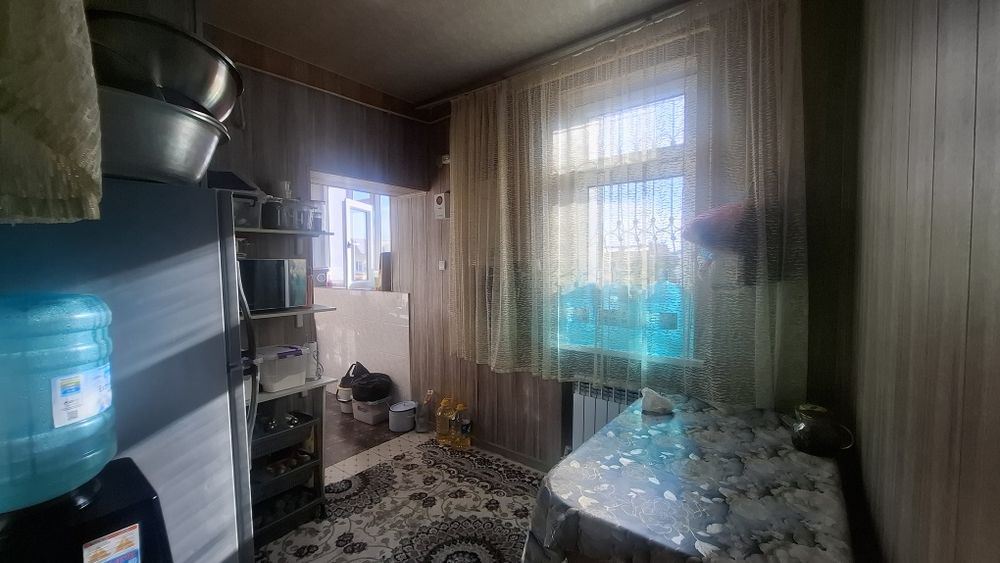 Sotiladi Kvartira Sergili 6a  2/7/7  Metro 2 chi 3 chi bekat