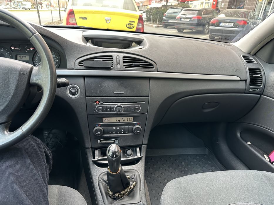 Renault Laguna 2006 / 1,6 Benzina