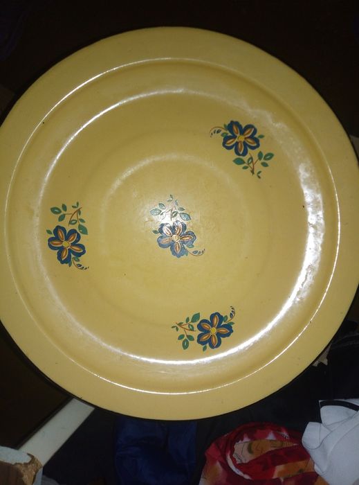 Продам подносы разные 2 тыс