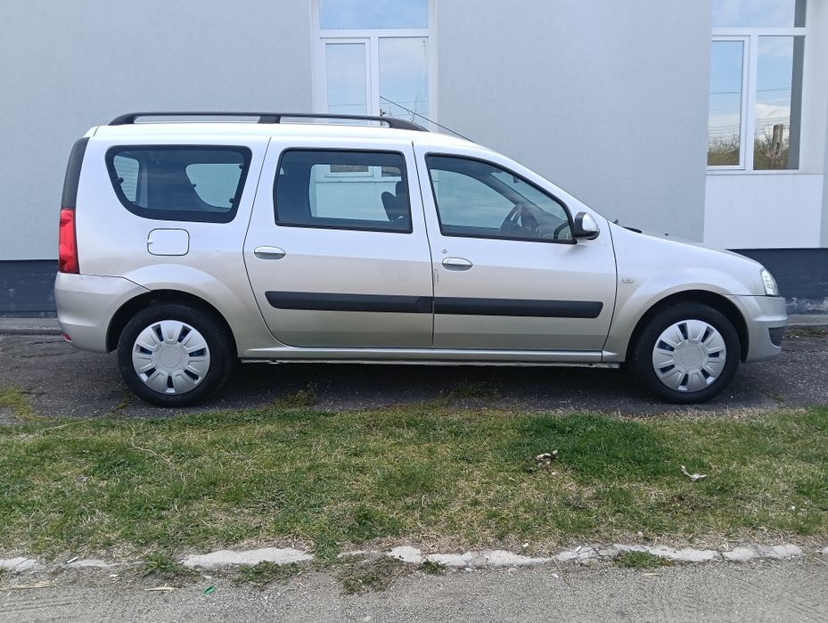 Dacia Logan Mcv 1.6 benzina 7 locuri
