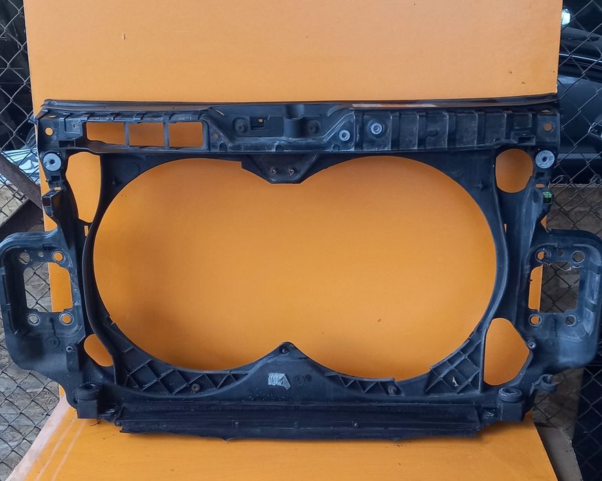 Audi A6 4F C6 Очиларка държач перка радиатори 4F0805594H