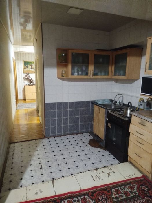 Srochna Qoraqamishda 4 xona arzonga