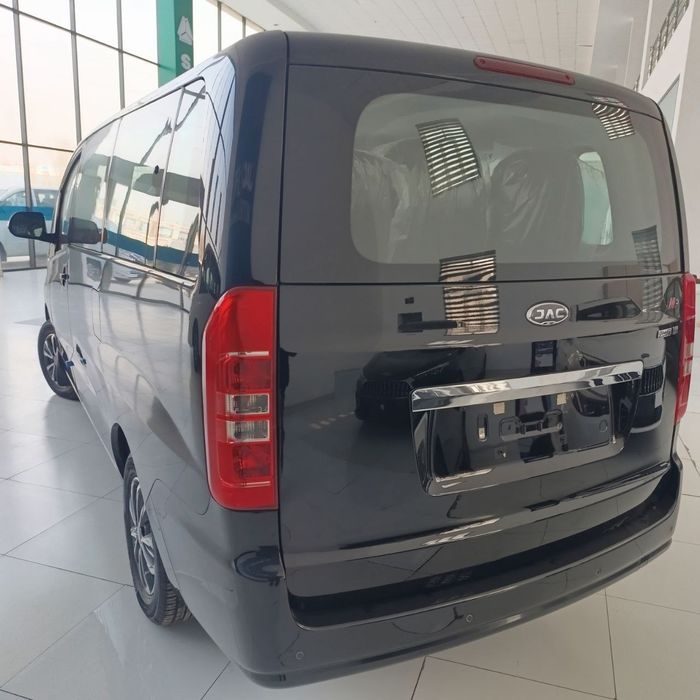 Jac m3 luxe минивен