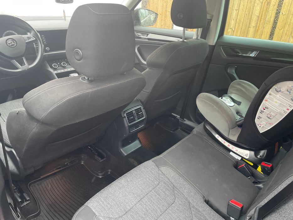 Skoda Kodiaq Style 2.0 TDI 150CP DSG 4x4, 7 locuri, camere 360, jante 19