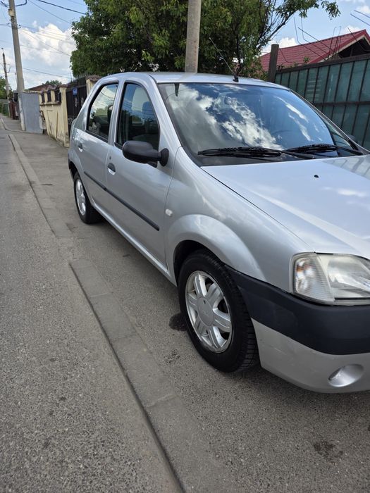 De vanzare 1300 E An 2007 AC