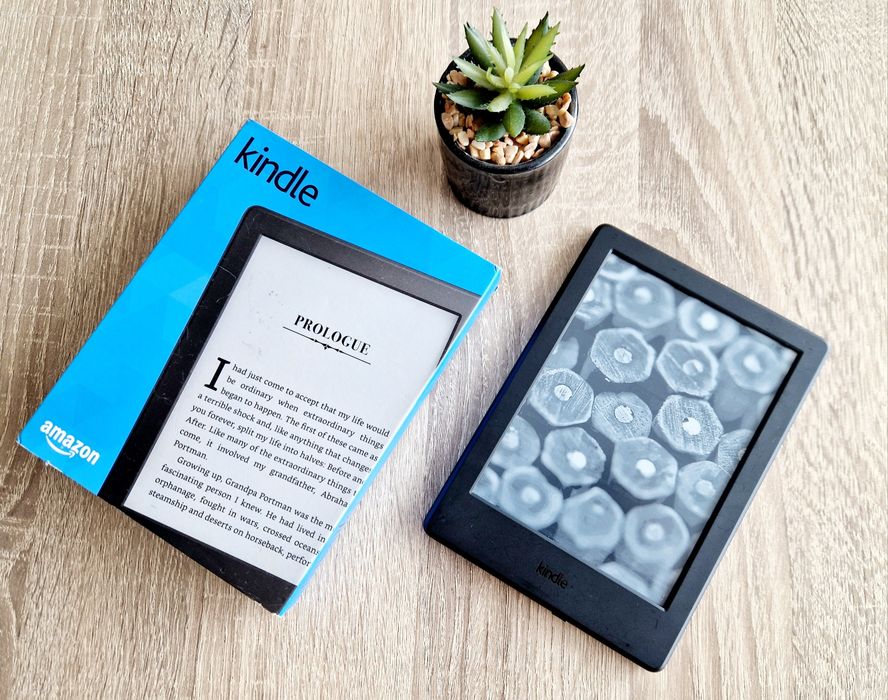 БЕЗПЛАТНА ДОСТАВКА Amazon Kindle 8th generation електронен четец