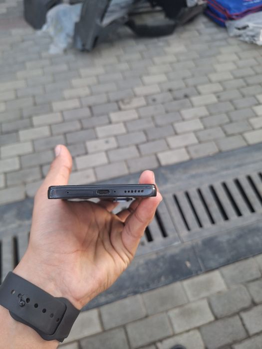 Redmi 11 5g pamiti 128 holati yaxshi