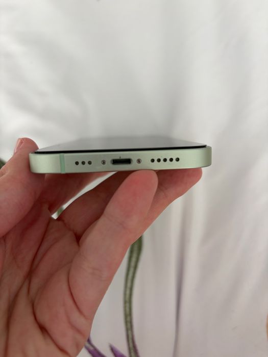 Vand iphone 12 green