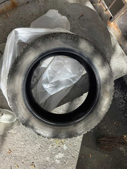 Bridgestone Blizzak 235/55 R19, шипы, б/у