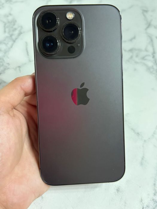 Телефон iPhone 13 Pro