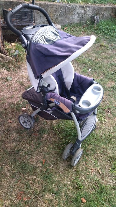 Бебешка количка Чико