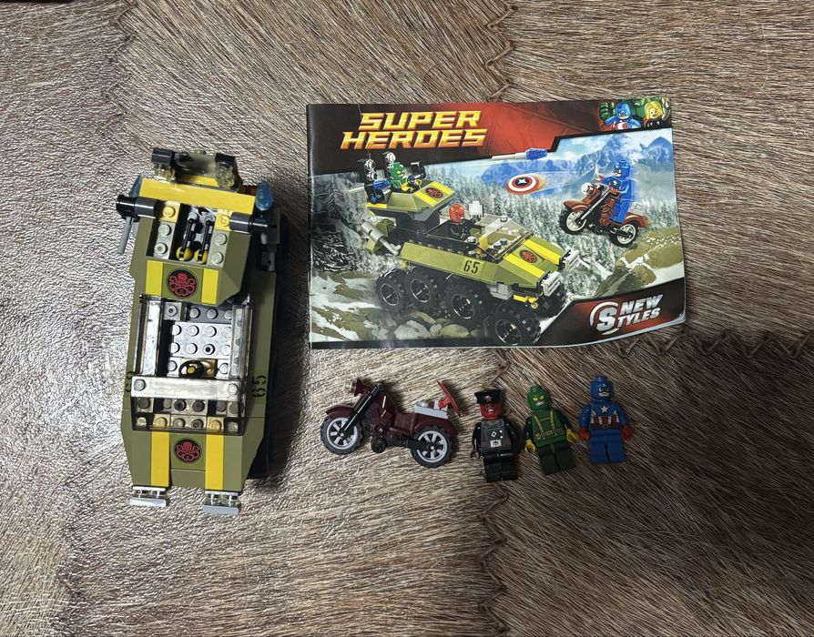 Лего Marvel и DC