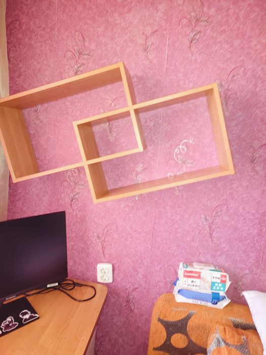 Продам полочку б/у