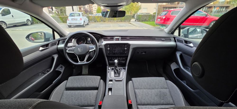 Volkswagen Passat 2.0 TDI DSG 2023 / schimb cu SUV