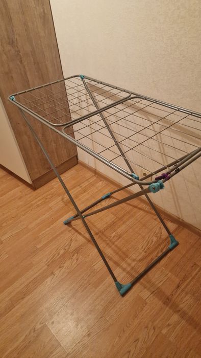 Отдам даром кресло кровать.