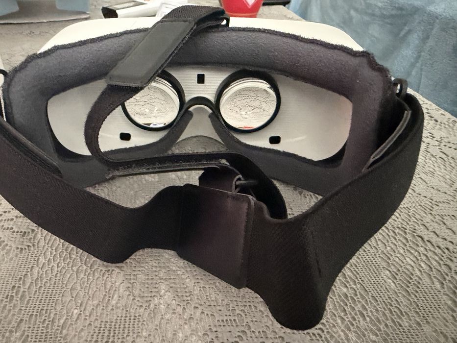 Samsung Gear VR (с Oculus) –