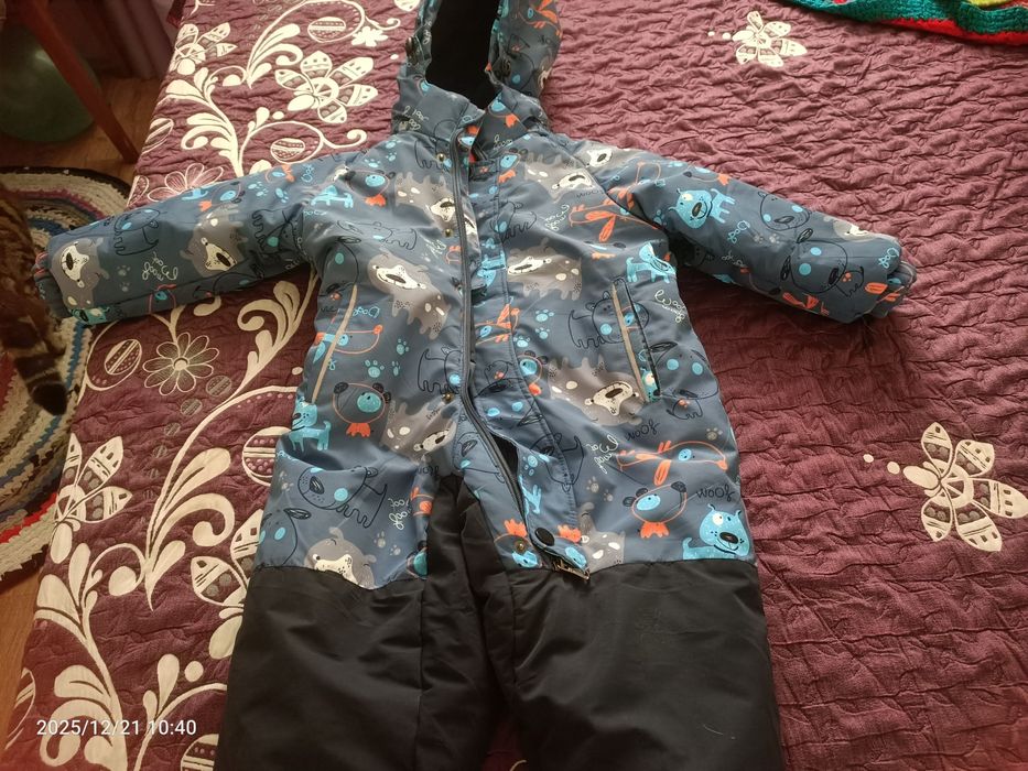 Продаю комбинезон детский