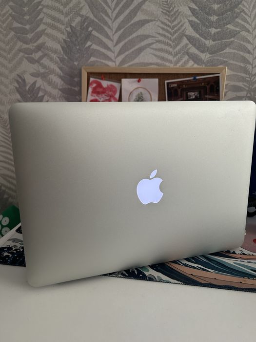 Продам MacBook Air  2017 г.128 gb