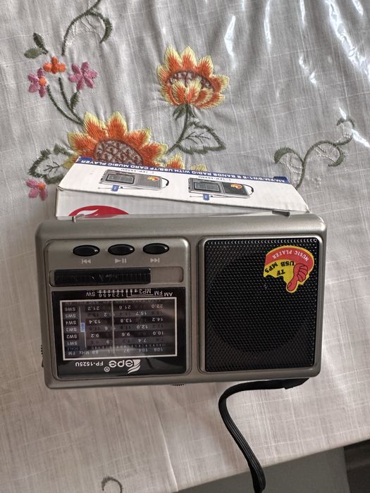 Радио новый за 5000 тг