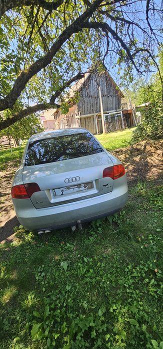 Vând audi a4 b7 1.9