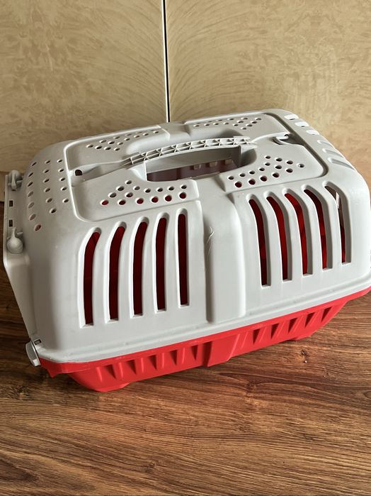 Продам переноску для животных