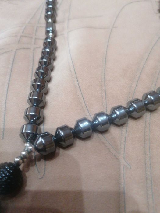 Колие от мед стомана и хематит