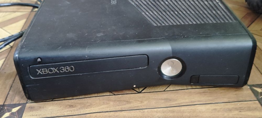 Продам обменяю xbox 360 slim