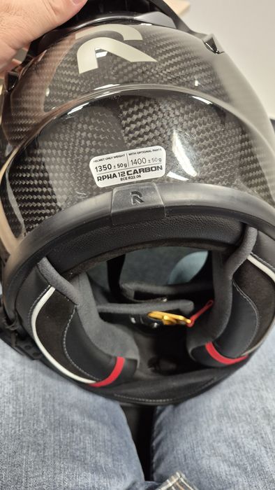 Casca HJC Rpha 12 carbon