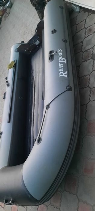 Продам лодку ПВХ