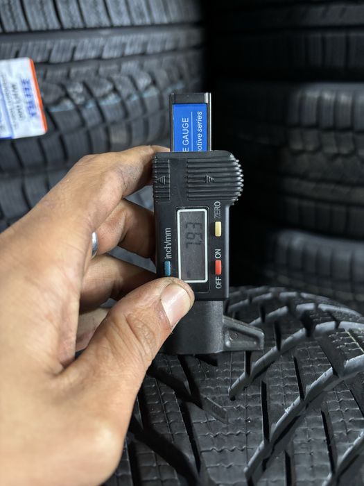 Anvelope Iarna 235/45/17 GoodYear UltraGrip Performance 3 235 45 17 R17