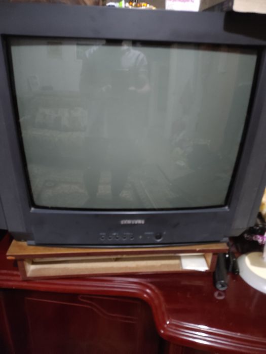 Телевизор Самсунг кинескопный
