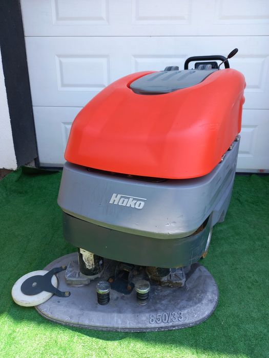 Mașina de spălat pardoseli Hako B90