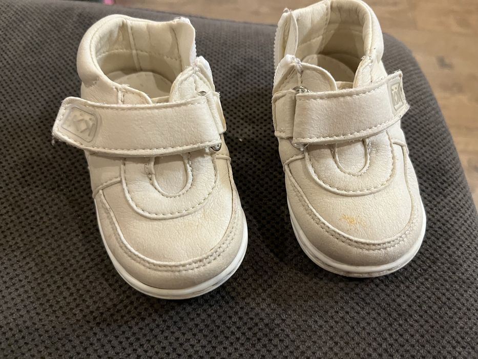 Обувки за прохождане Колев & Колев