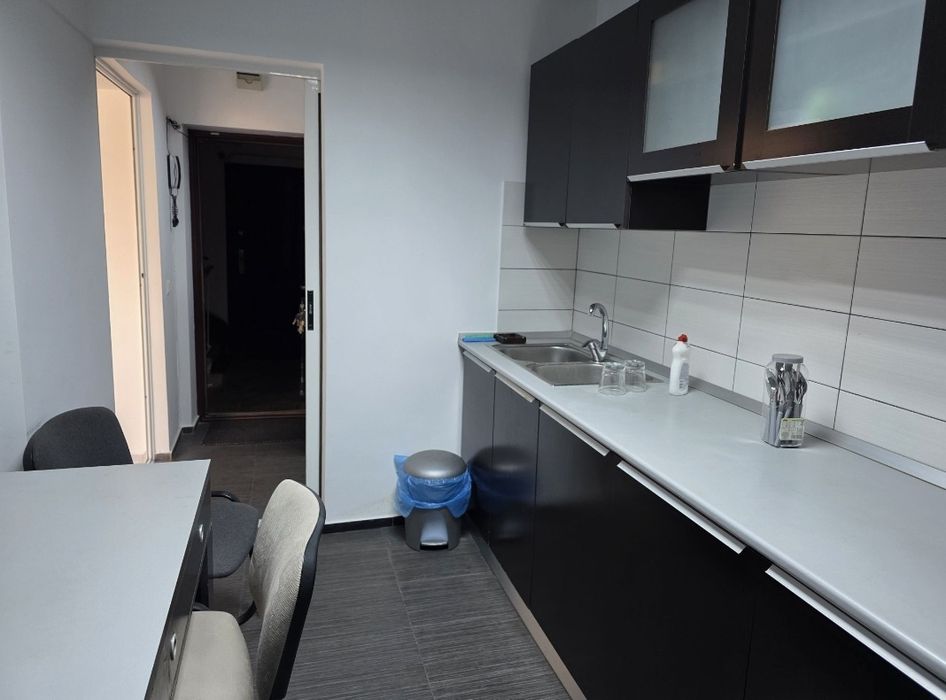 Apartament 2 camere Central Rm Sarat