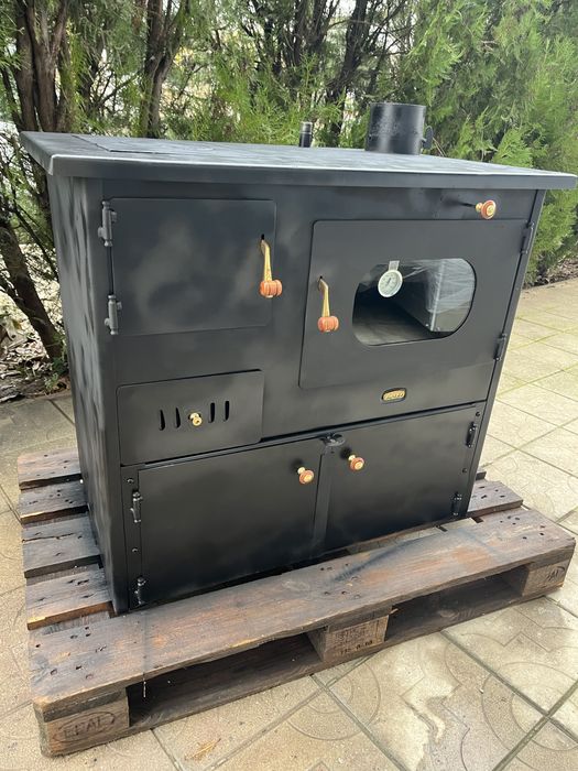 Печка Прити с фурна с водна риза