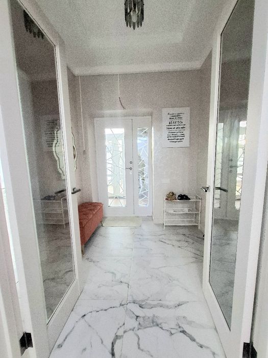 Коттедж в центре города 350 м²