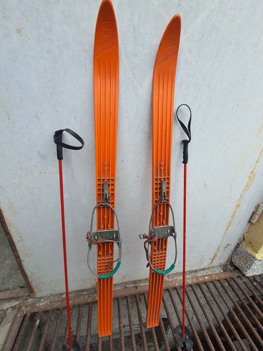 Ретро ски Germina