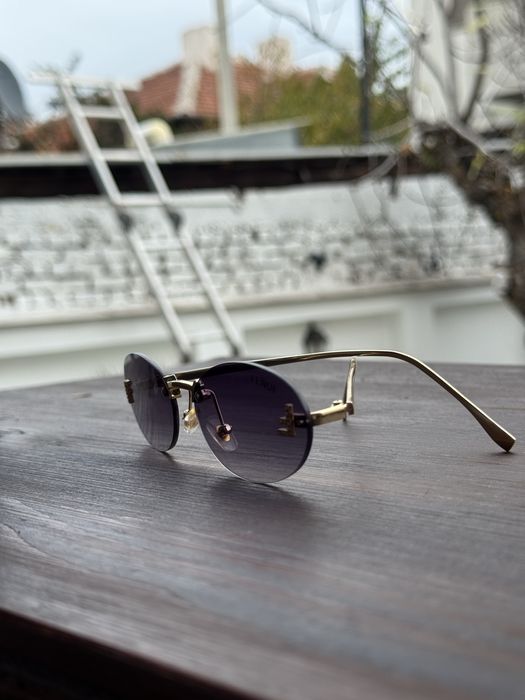 Слънчеви очила Fendi