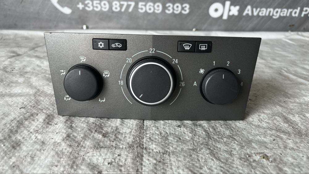 Панел климатик Opel Zafira B