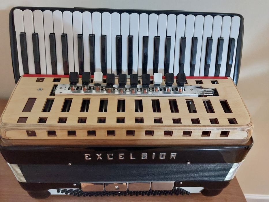 Acordeon excelsior