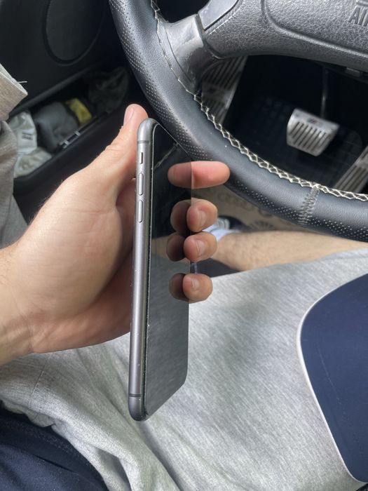 продам айфон 11 в хорошем состояний