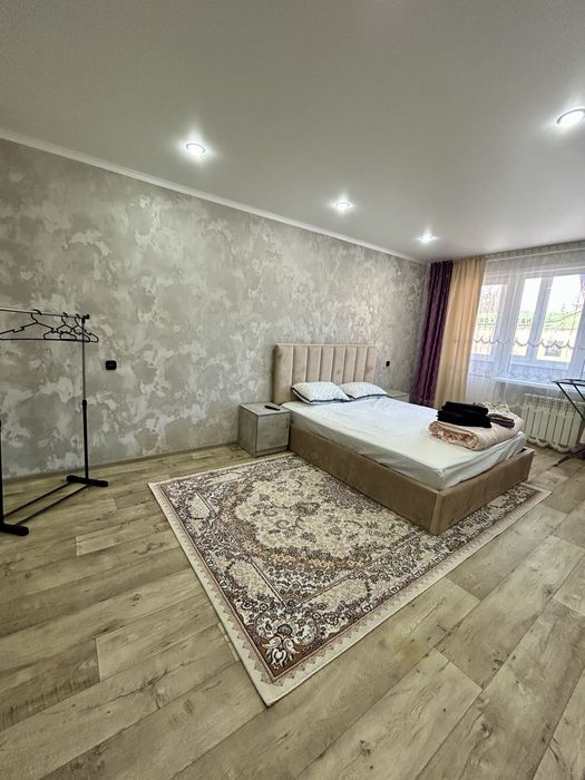 Сдается 1 комн квартира посуточно