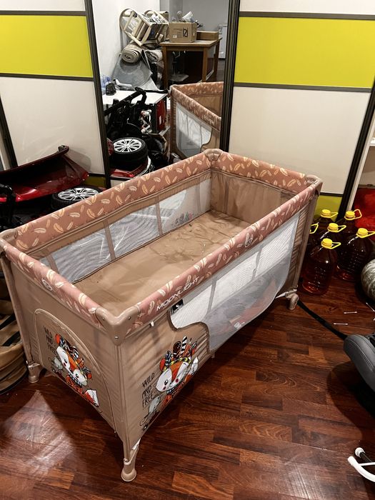 Детская кровать+коврик