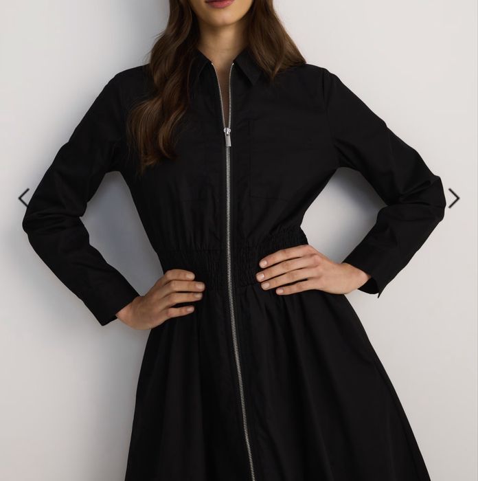 Нова рокля Reserved