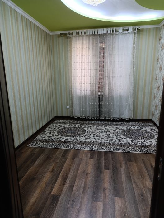 Сдается своя двухкомнатная квартира на долгий срок в Алмазарском район