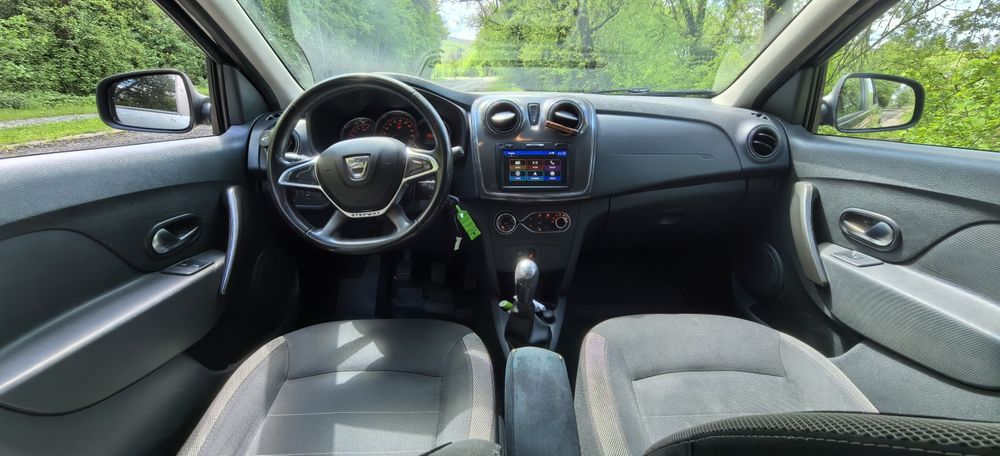 Vând Dacia Logan Stepway 2020